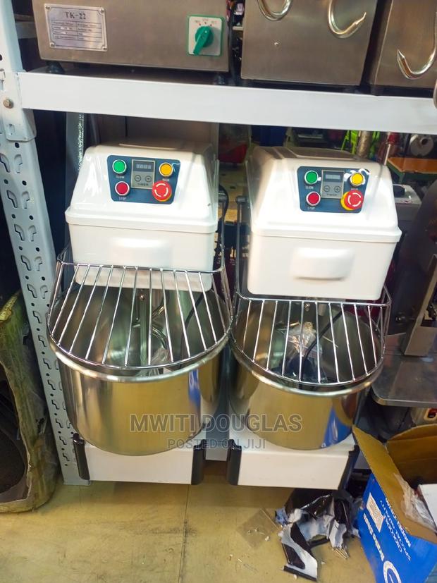 Spiral Mixer Dough Mixer 30litres - thumbnail 2