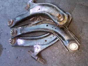 Nissan Serena Front Suspension Arms