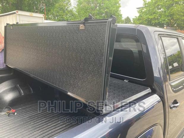Ford Ranger MK6 (16-19) Tri-fold Hard Tonneau Cover - main view