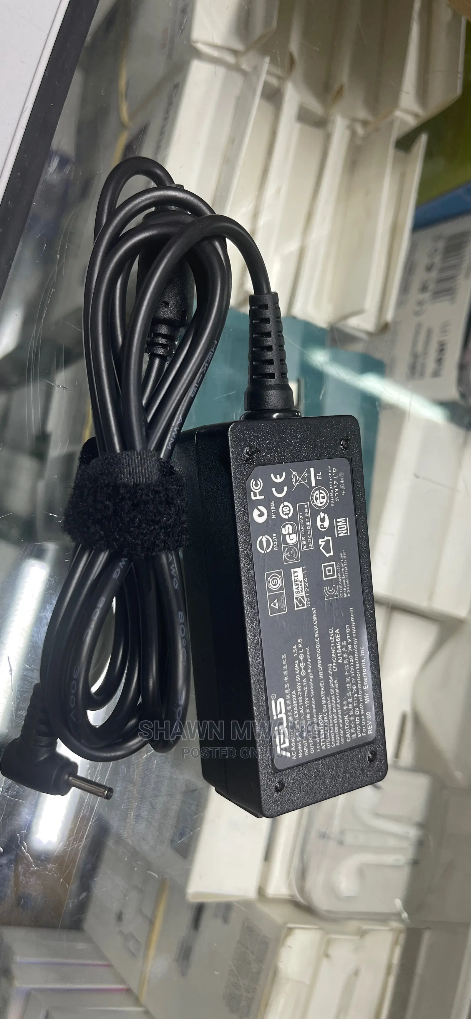 Original Asus Small Pin Adapter 19v 2.1