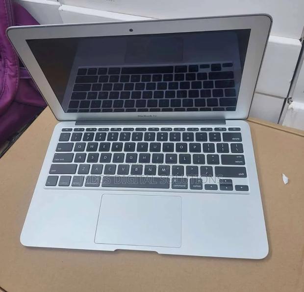 Laptop Apple MacBook 2016 8GB Intel Core I7 SSD 512GB - thumbnail 2