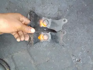 Subaru Forester SJ Gearbox Mount