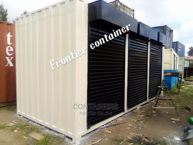 40ft Containers - thumbnail 2