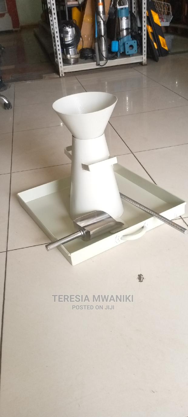 Complete Slump Cone Test - thumbnail 3