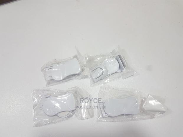 4pcs Safety Drawer / Cabinet Locks - thumbnail 4