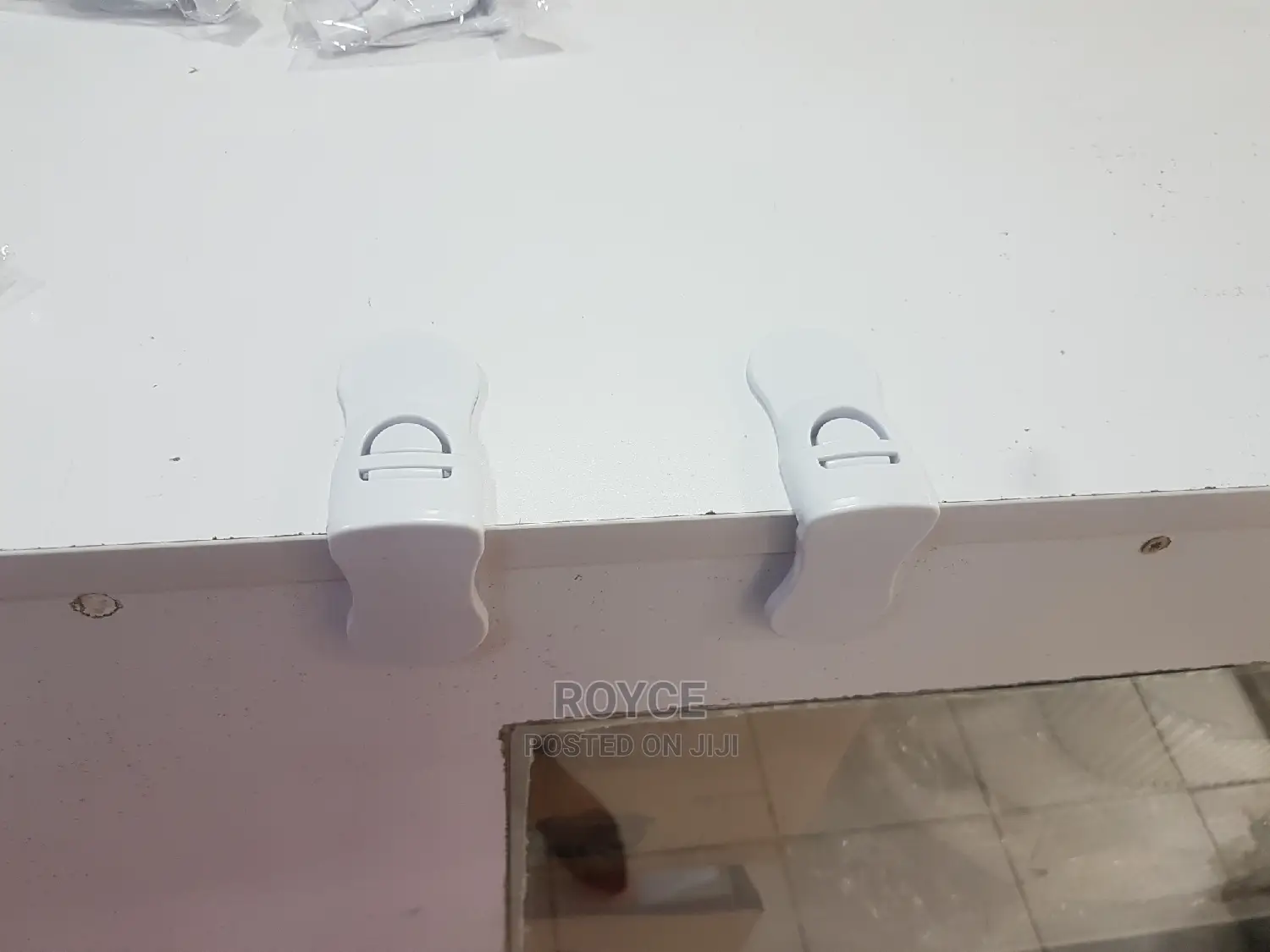 4pcs Safety Drawer / Cabinet Locks