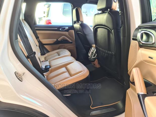 Porsche Cayenne 2015 Ivory - thumbnail 4
