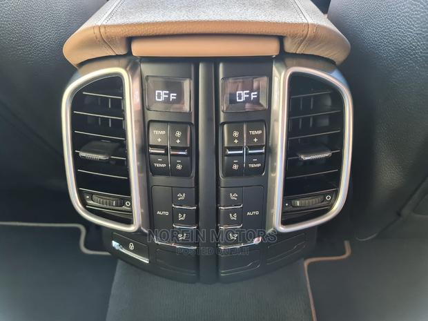 Porsche Cayenne 2015 Ivory - thumbnail 5