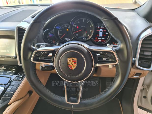 Porsche Cayenne 2015 Ivory - thumbnail 7
