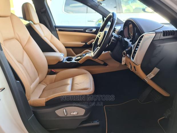 Porsche Cayenne 2015 Ivory - thumbnail 6
