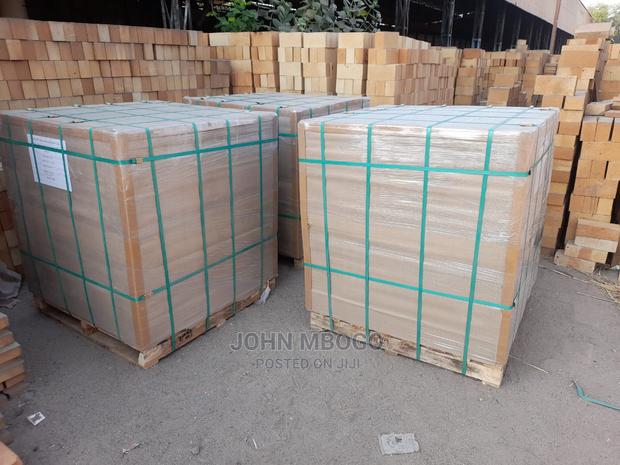 Fire Bricks/ Refractory Bricks - thumbnail 2