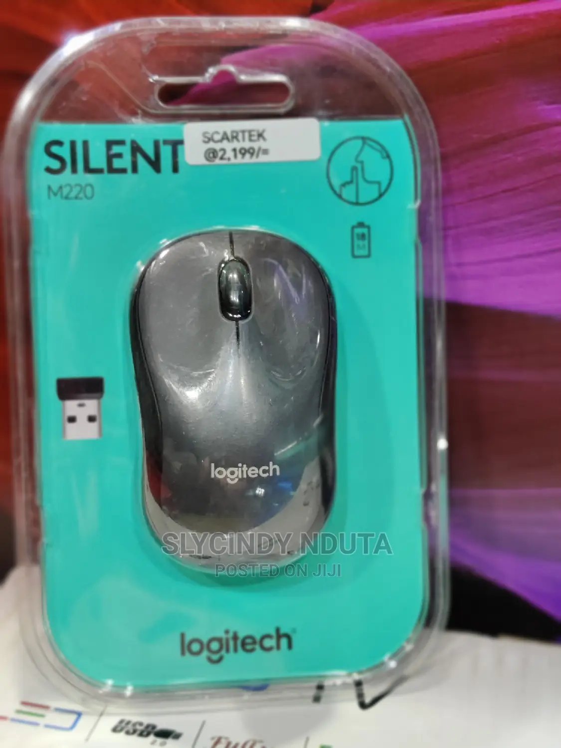 Logitech Silent M220 Mouse