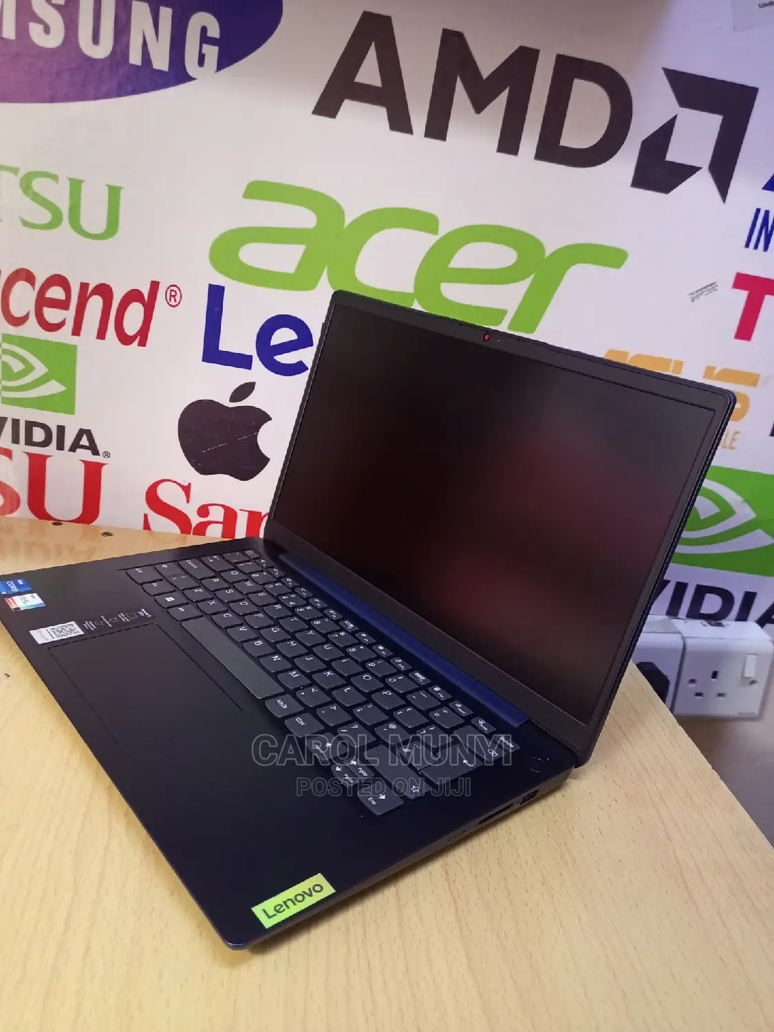 New Laptop Lenovo Ideapad 3 8GB Intel Core I5 HDD+SSD 1T