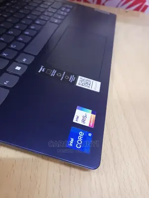 New Laptop Lenovo Ideapad 3 8GB Intel Core I5 HDD+SSD 1T