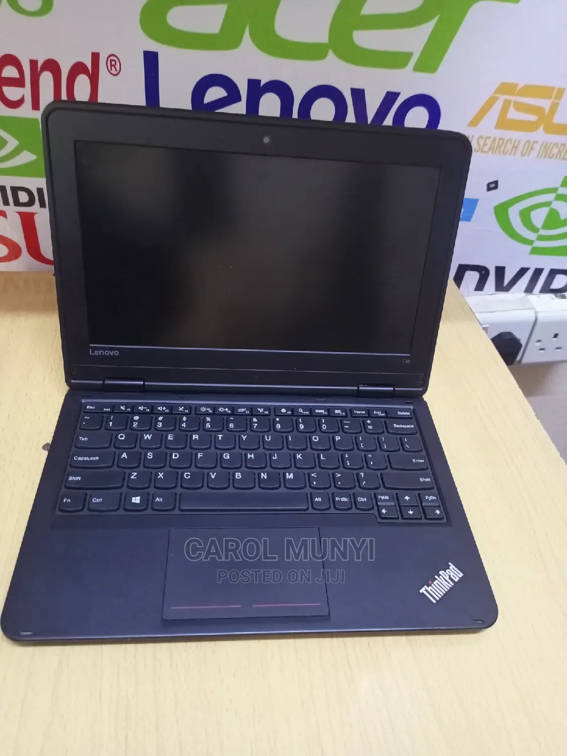 Laptop Lenovo Yoga 11e 4GB Intel Celeron SSD 128GB