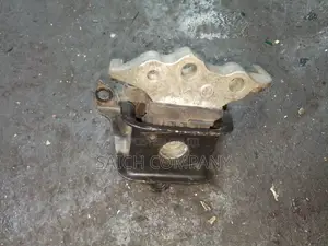Daihatsu Mira Engine Mount