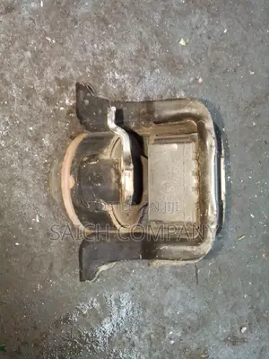 Daihatsu Mira Engine Mount