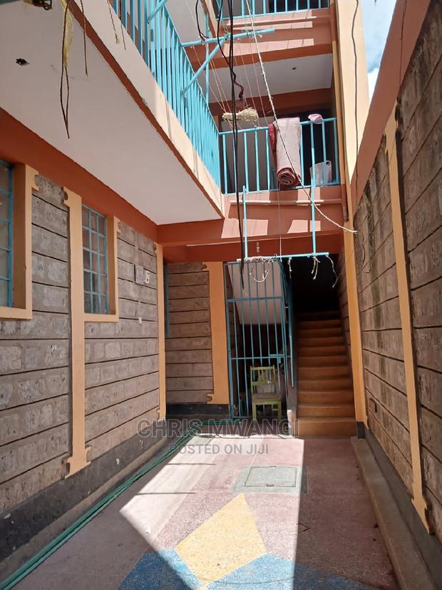 Furnished 2bdrm Block of Flats in Hunters for Sale - thumbnail 4