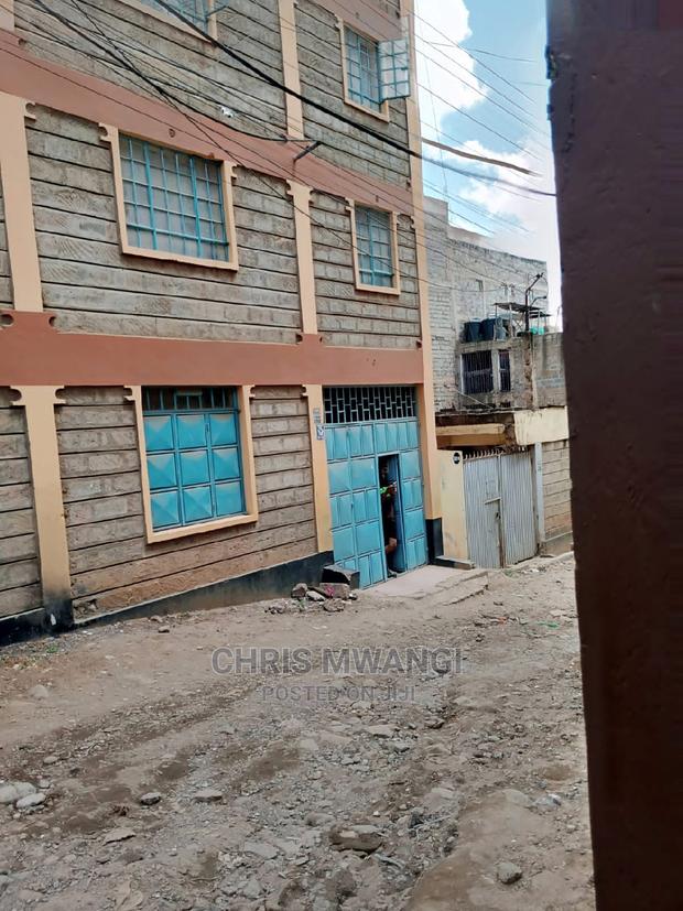 Furnished 2bdrm Block of Flats in Hunters for Sale - main view