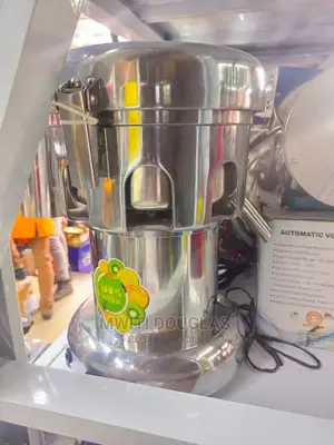 Commercial Juicer/ Juicer Extractor