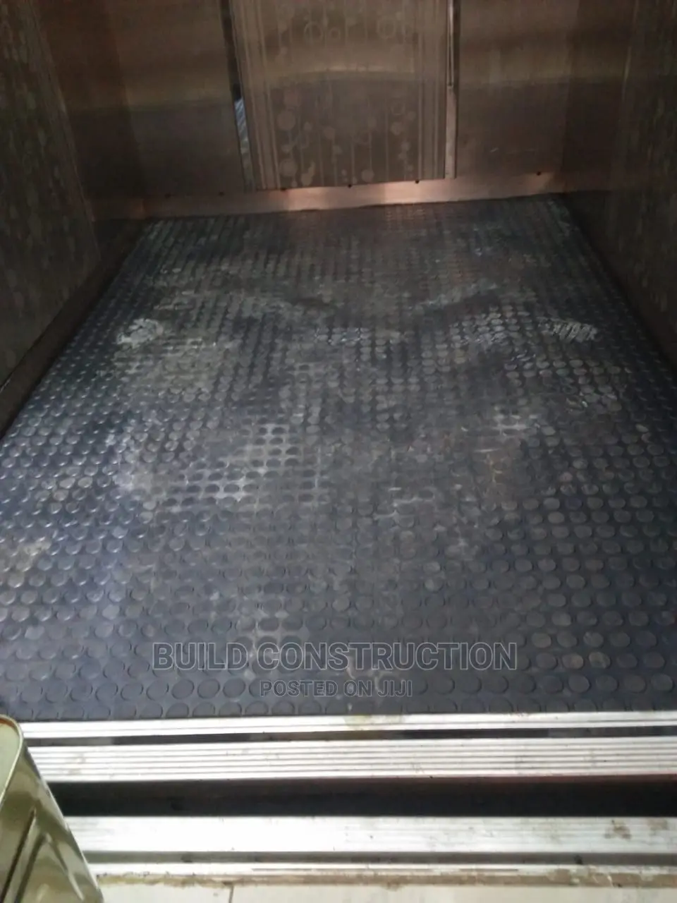 Round Studded Rubber Mats Suppliers in Kenya.