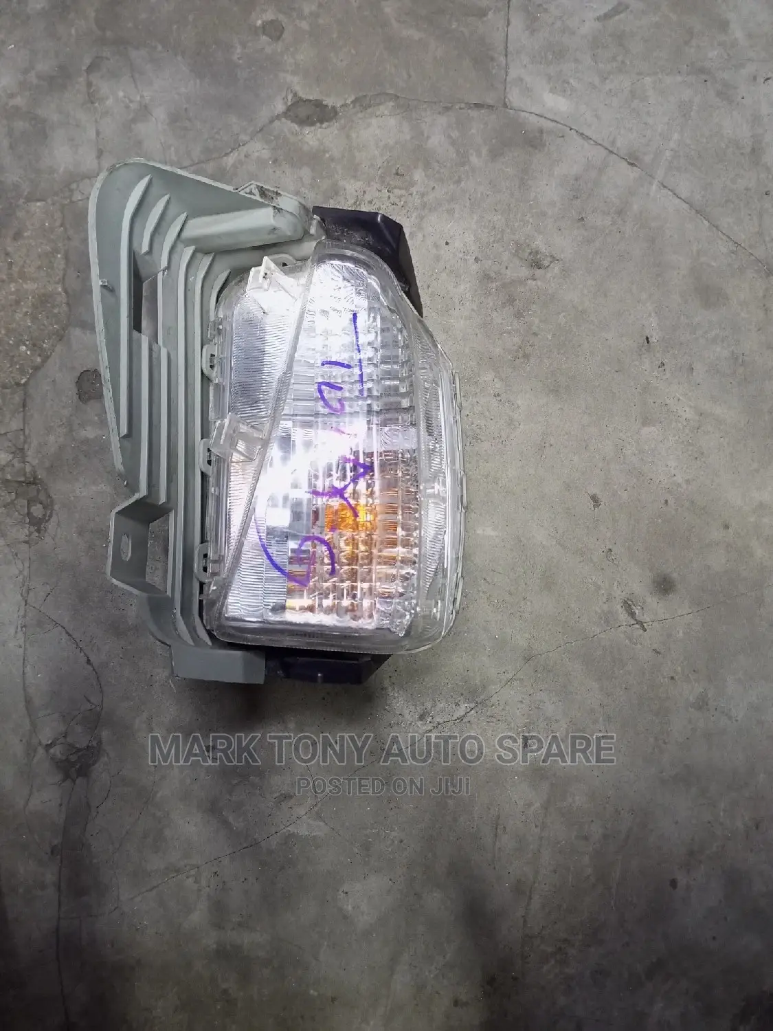 Prius Fog Light R