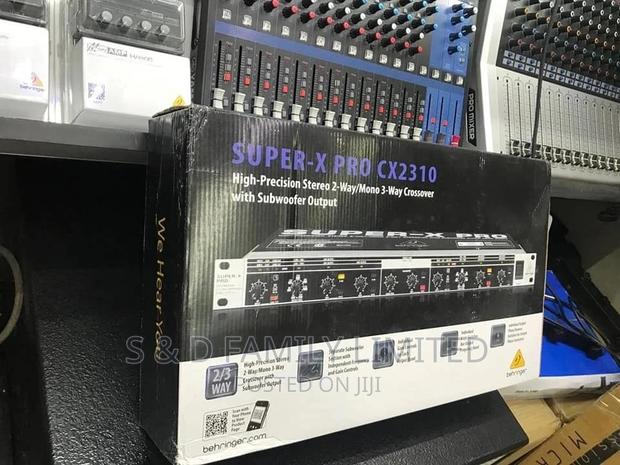Behringer Super-X Pro CX2310 High-Precision Stereo Crossover - thumbnail 2