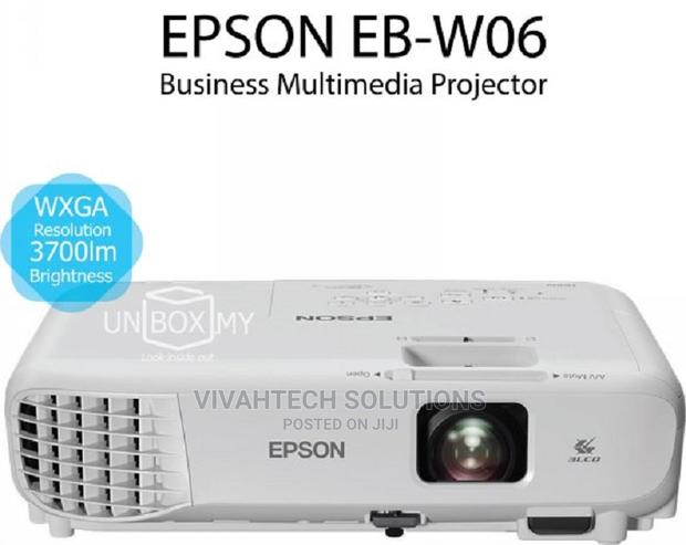 Epson Eb-W06 Projector 3lcd Technology 1280 X 800 - main view