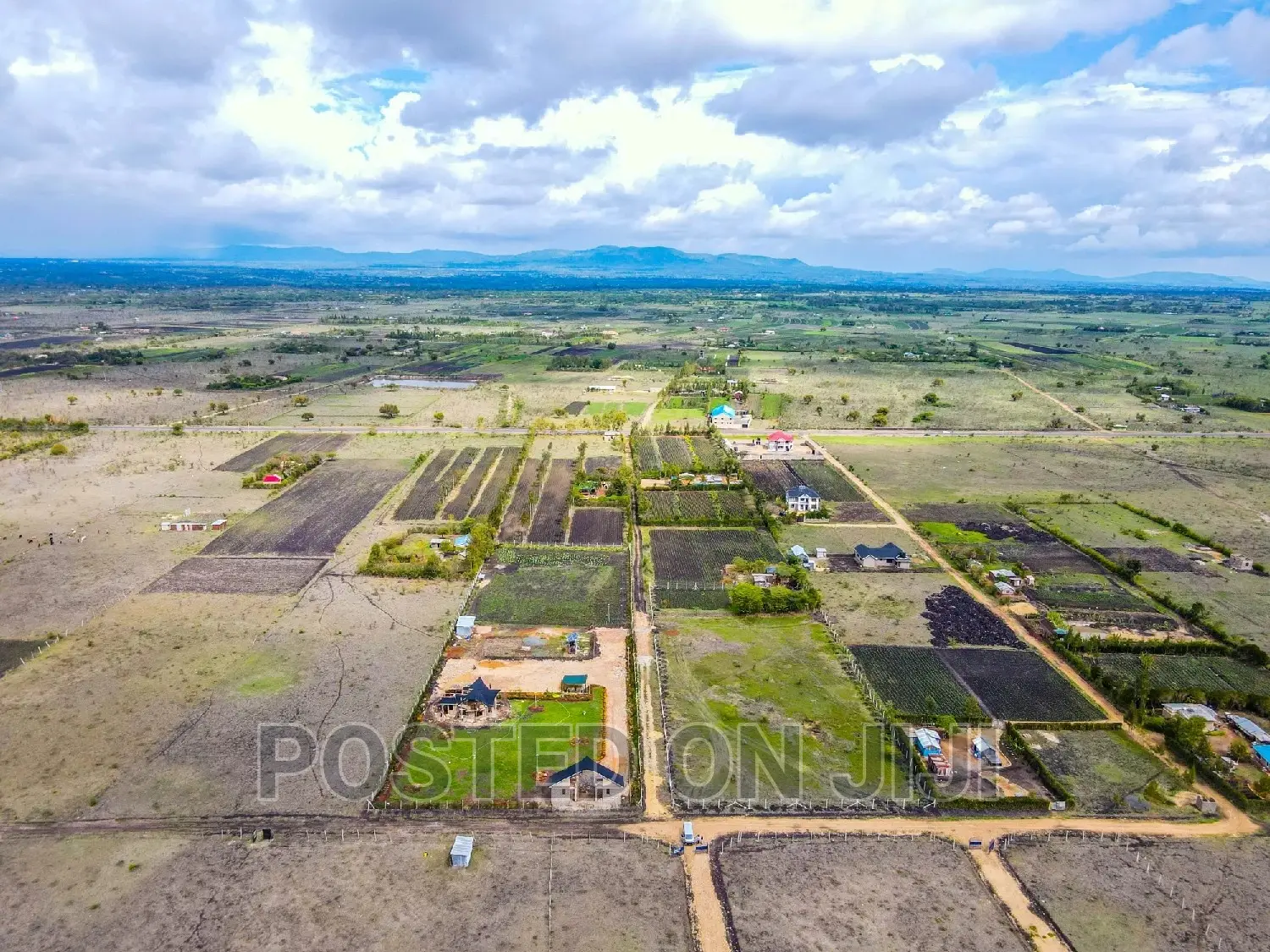 Exclusive Plots in Koma