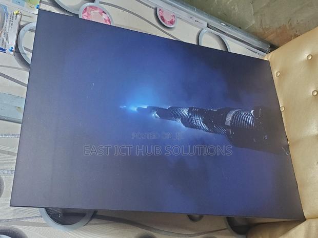 Ultraboard Classic Peel N’ Stick Mounting Boards - thumbnail 4