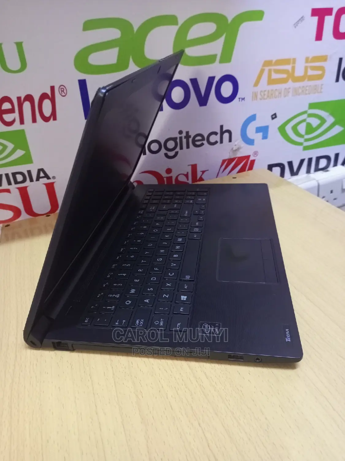 Laptop Toshiba Satellite C55 4GB Intel Core i3 HDD 500GB