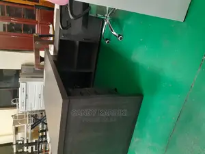 1.6m Office Desk (Executive)
