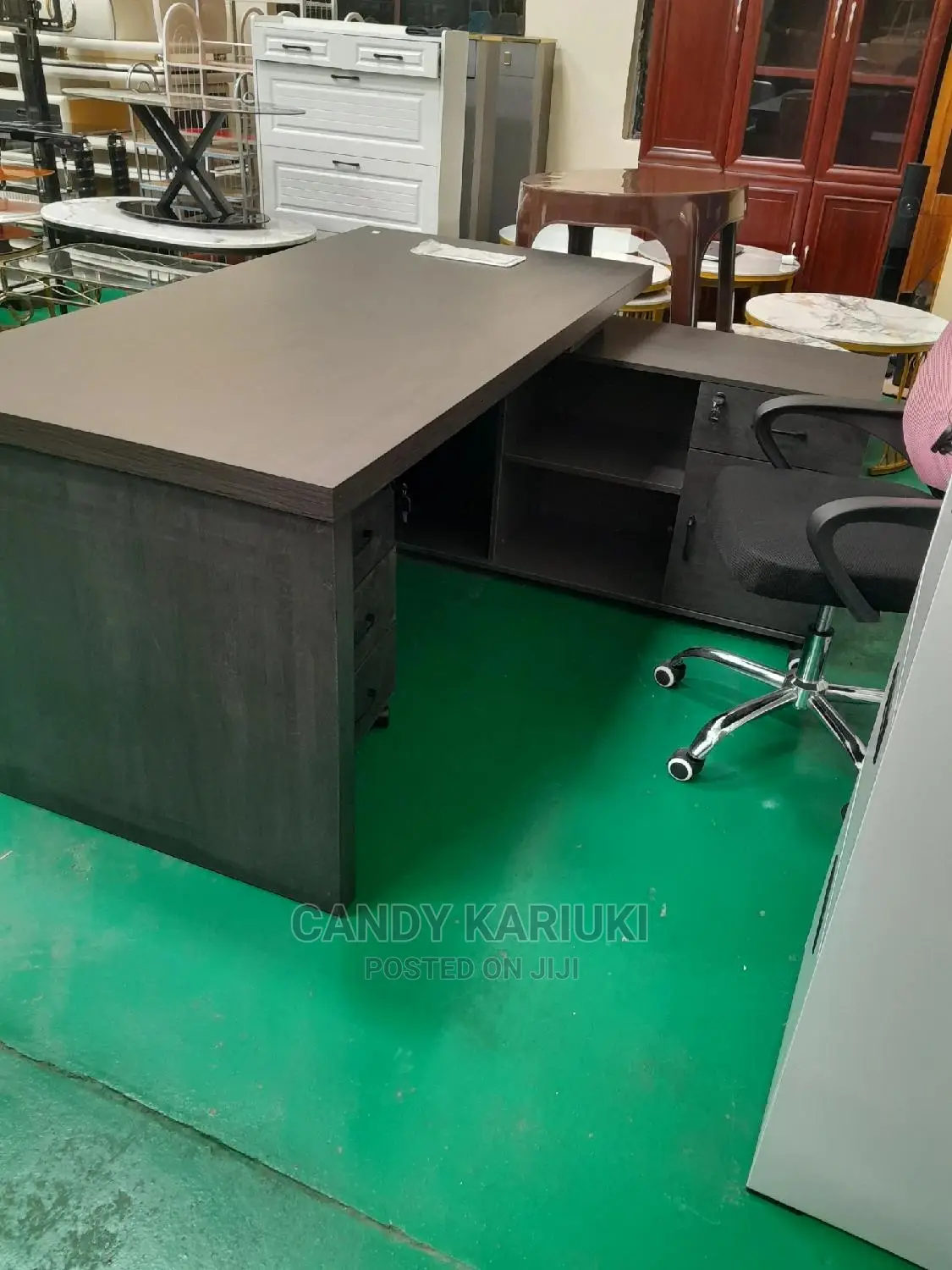 1.6m Office Desk (Executive)