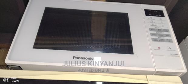 Microwave Oven - thumbnail 2