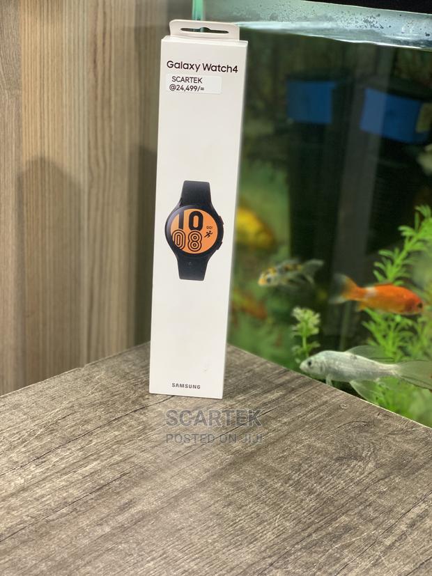 Samsung Galaxy Watch 4 (Black) - thumbnail 3