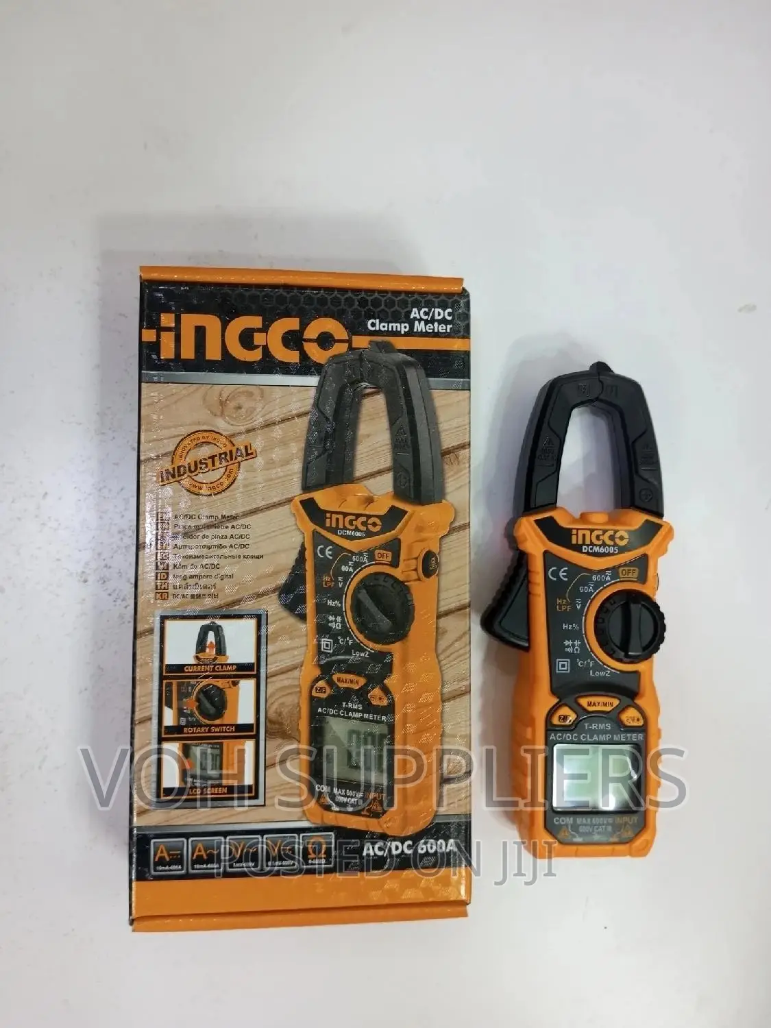 Ac/Dc Clamp Meter