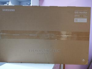 UHD Samsung Monitor 32inches - thumbnail 2