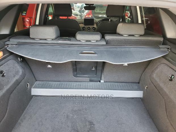 Mercedes-Benz B-Class 2015 Pearl - thumbnail 6