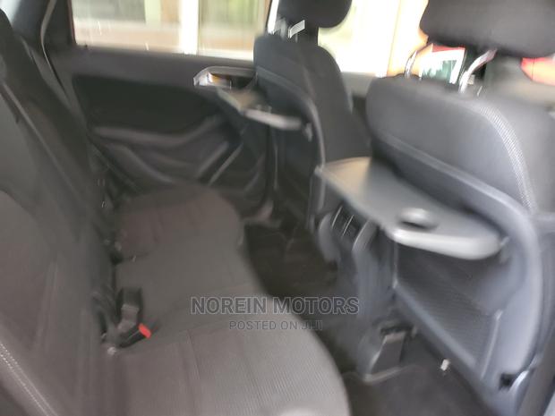 Mercedes-Benz B-Class 2015 Pearl - thumbnail 4