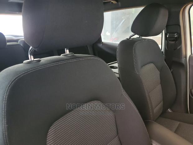 Mercedes-Benz B-Class 2015 Pearl - thumbnail 9