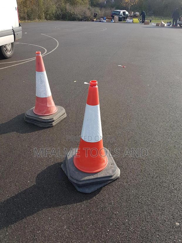 Barriers - Road Traffic Work Safety Cones - Ex- Uk - thumbnail 5