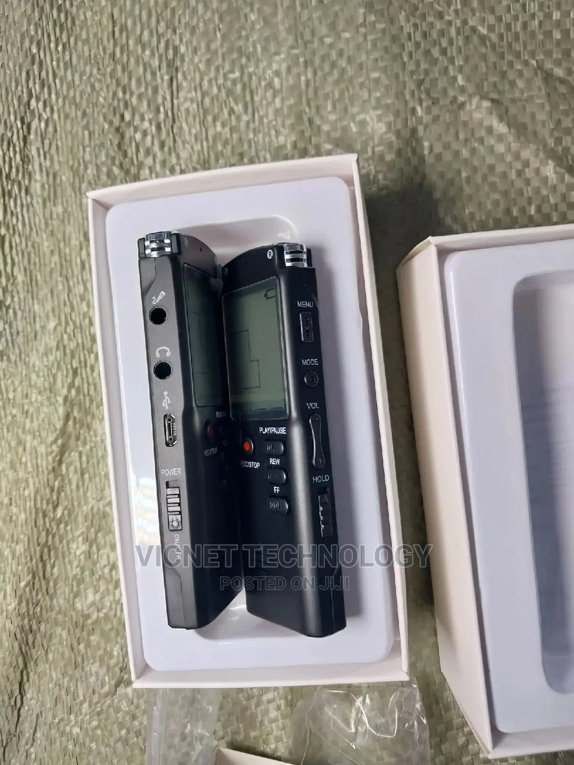 16gb Stereo Voice Recorder With 3 Recording Modes