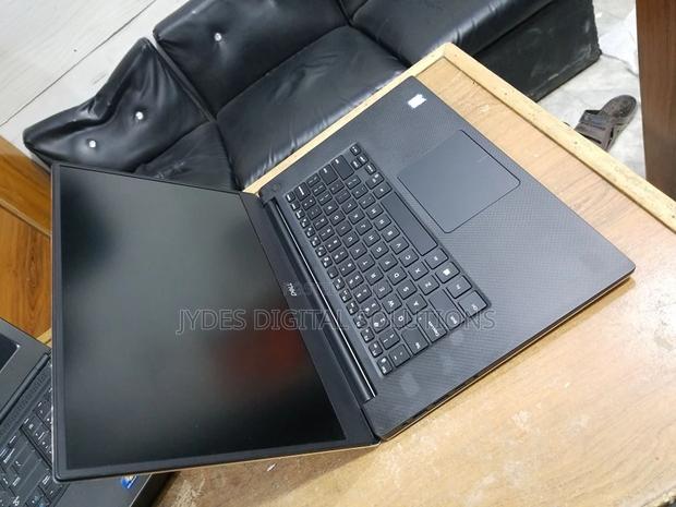 Laptop Dell Precision 5530 32GB Intel Core I7 HDD 1T - main view