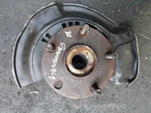 Toyota Vanguard Front Wheel Hub