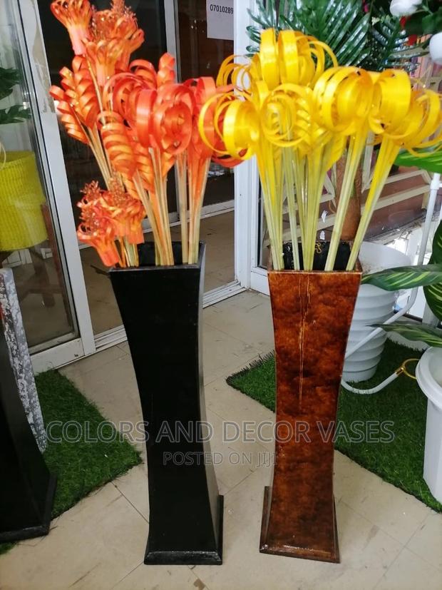 Artificial Decorative Flowers - thumbnail 3
