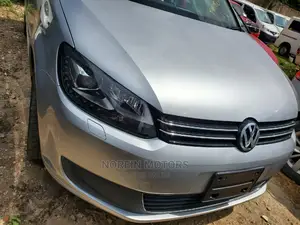 Volkswagen Touran 2015 Gray