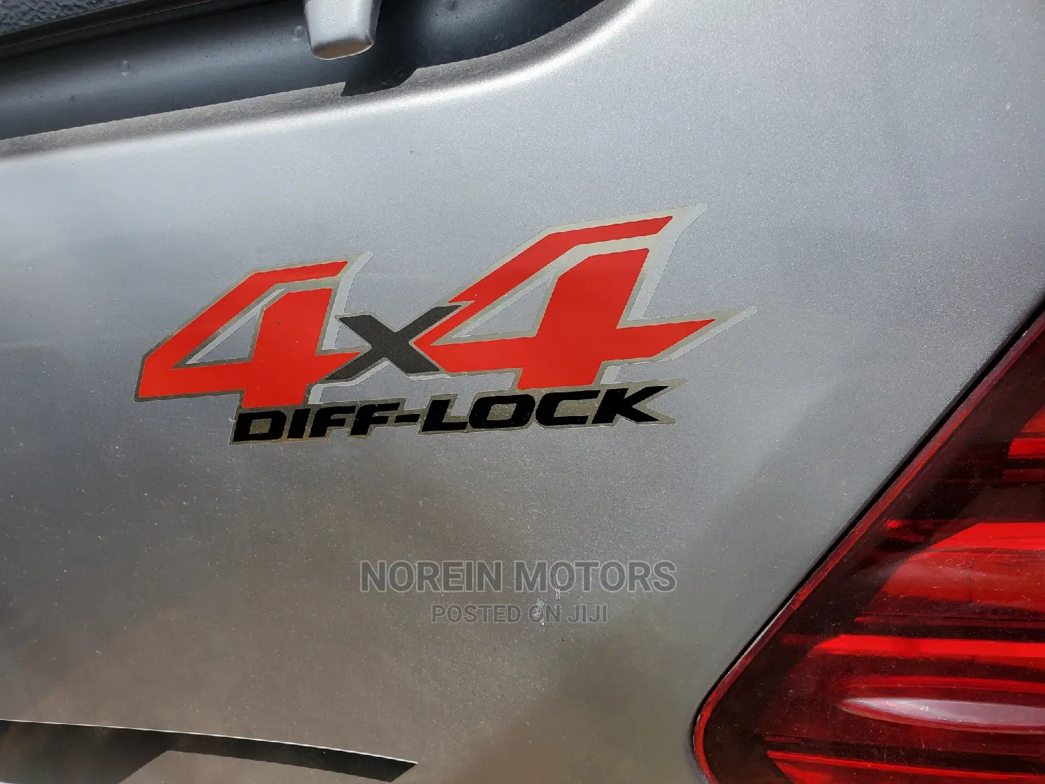 Toyota Hilux 2016 Silver