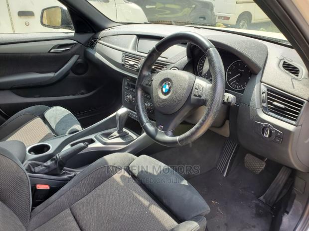 BMW X1 xDrive28i AWD 2016 White - thumbnail 8