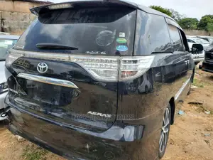 Toyota Estima 2016 Black