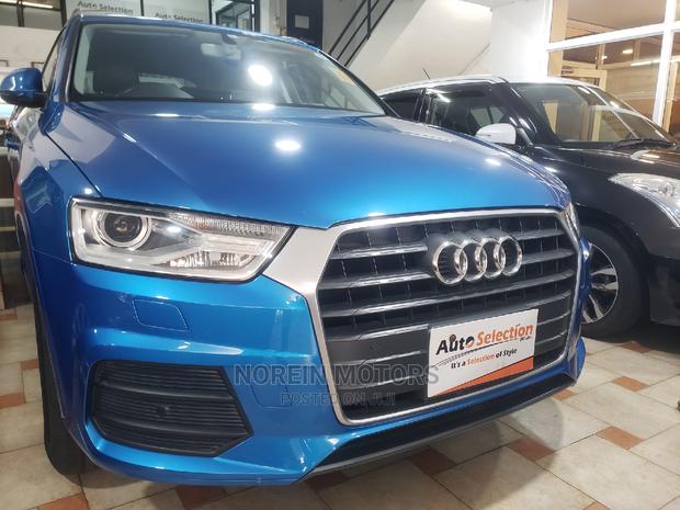 Audi Q3 2016 Blue - main view